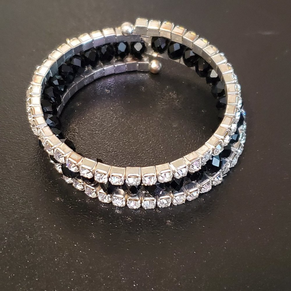 Elegant Rhinestone Black Bead Wrap Bracelet Dress